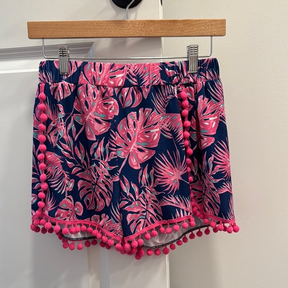 Simply Southern Pants - Simply Southern Pink and Navy Leaf Print shorts Pom poms size S/M
